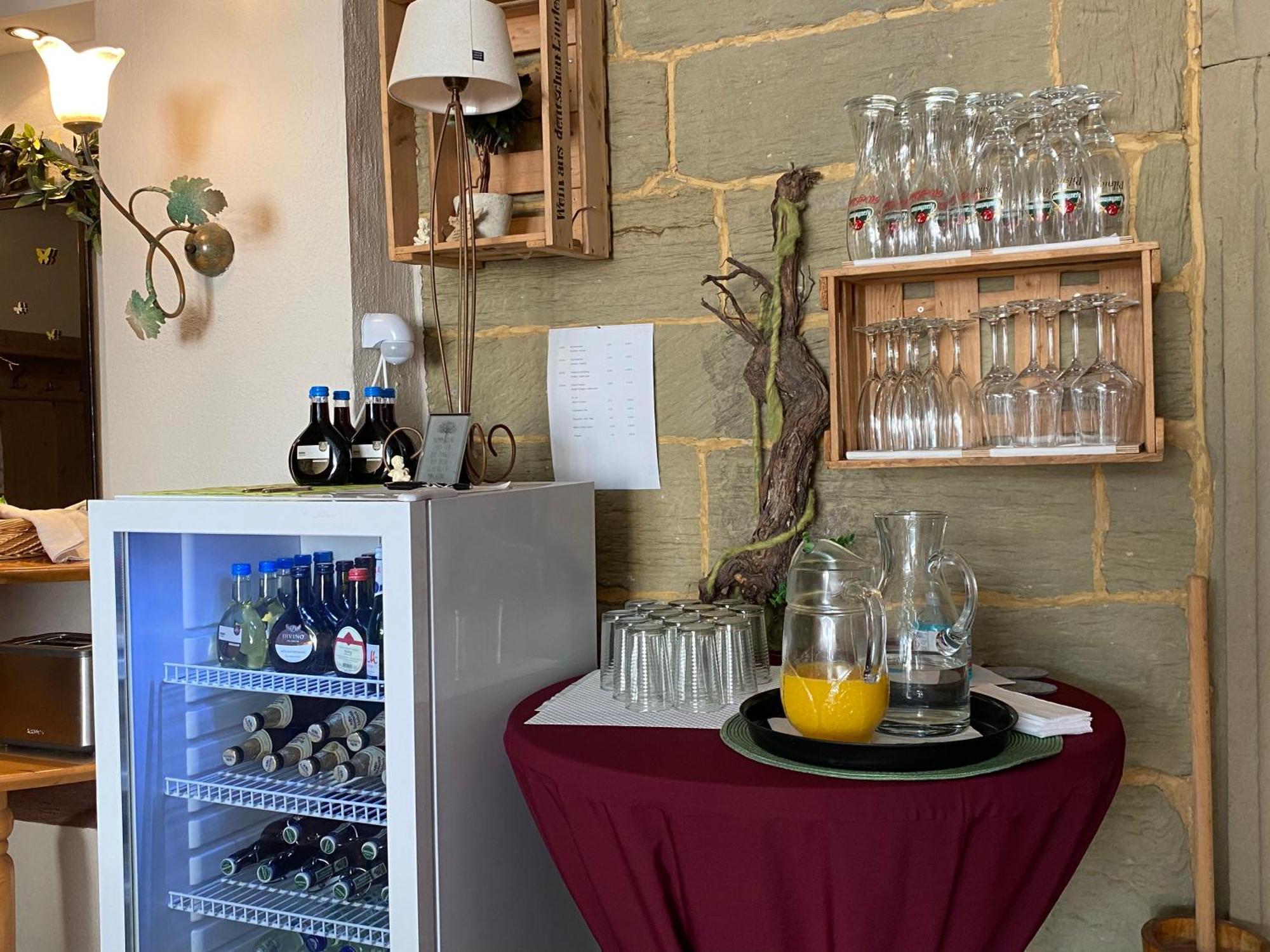 Hotel Weinstube Am Markt Gerolzhofen Eksteriør bilde